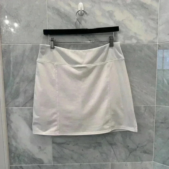 adidas Pants - Adidas Women's White Skort Golf Size Medium ClimaCool